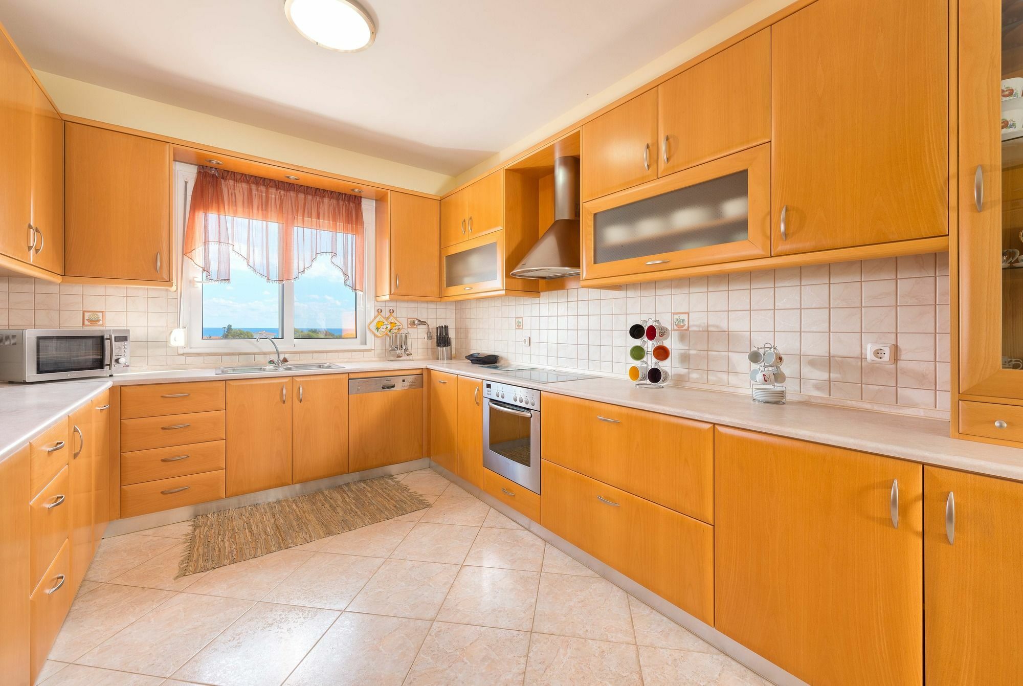 Orianna Sea View Gennadi